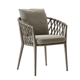 How to Choose Outdoor Chairs